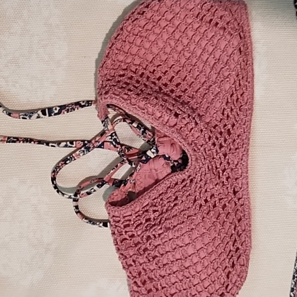 Xhilaration Pink and Navy Bikini Set VGC Large Crochet Top. - Picture 4 of 6